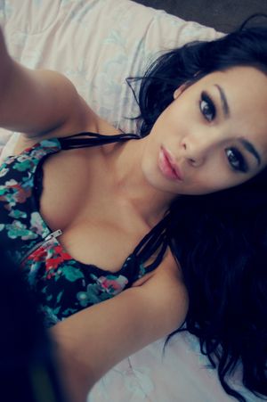 asian cleavage