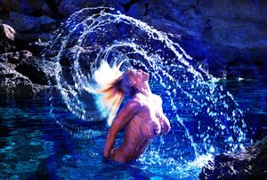 Superb blonde in a incredible pic