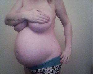 Big Tittied Preggo Handbra