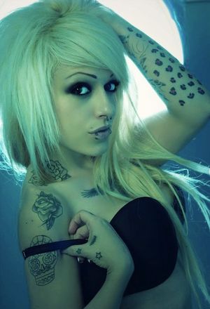 Late September 2013 More Los Angeles news as Mistress Morgan visits at the end of the month. Mistress Morgan confirms that She will be on the west coast later this month &#38; will consider polite &#38; interesting applications to Serve Her whilst there,