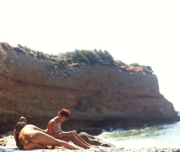 Superb lesbian big tits in this hot rookie selfshot picture