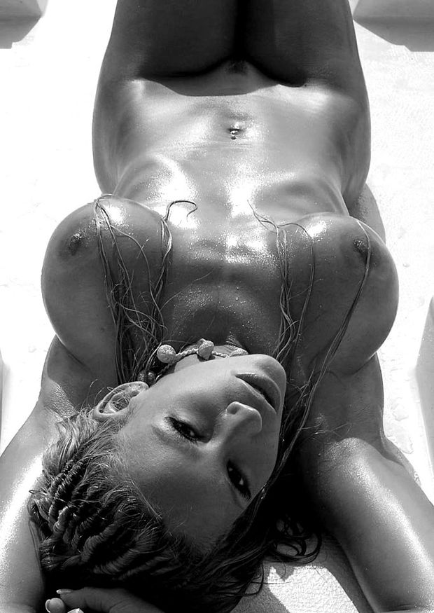 Hot big load solo pic with a hot blonde