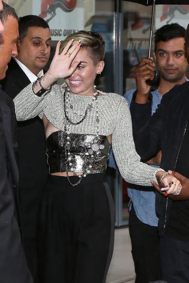 Miley Cyrus oops nip slip
