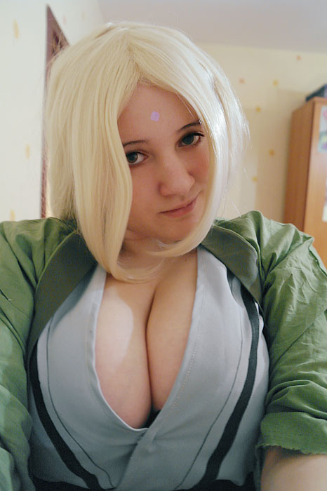 Tsunade from Naruto Cosplay