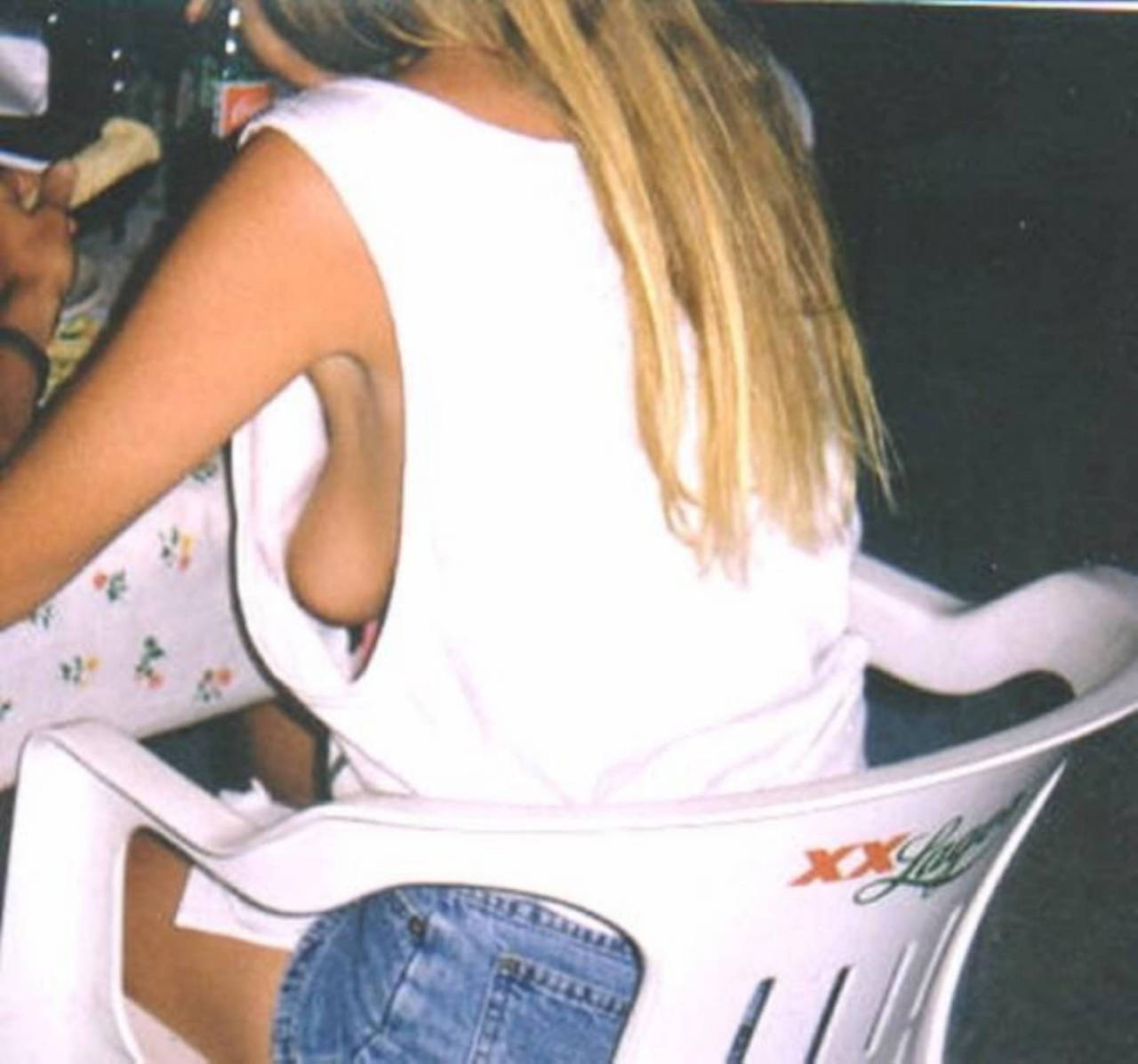 Nice armhole view …