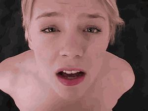 Blondie talks me through a cumshot