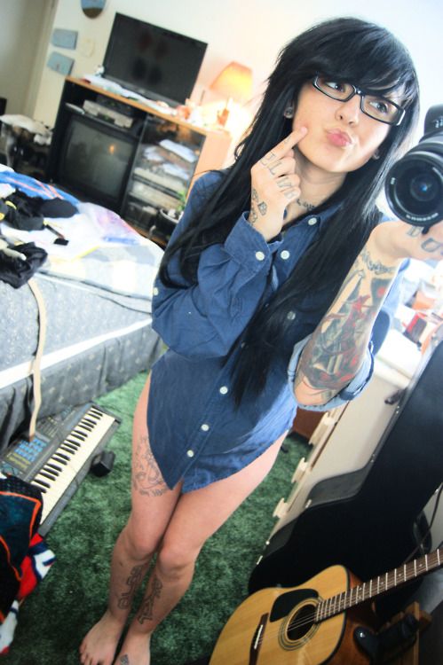 Another Hot tattoo brunette