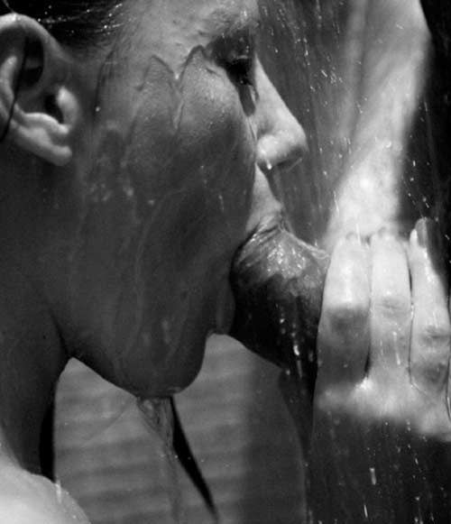Incredible deepthroat photo