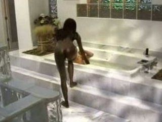 India Does Anal In The Bath