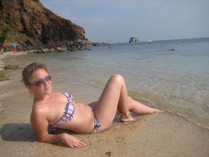 Hot amateur in awesome amateur wife picture