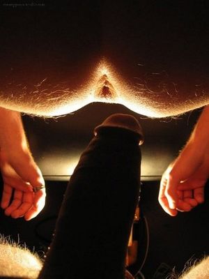 Beautiful gay booty in amazing picture