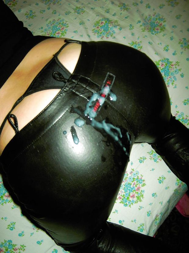 Awesome rookie jizzed photo with a beautiful amateur