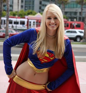super girl cosplay