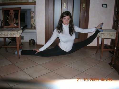 superbonita2 by spagatudo on Flickr.

girls4contortion.com

 
Flexible and contortion photos, images, girls doing splits, showing flexibility, doing stretching, yoga, gymnast with gymnastic skils, dancers performs dance, ballerinas in ballet poses, acroba