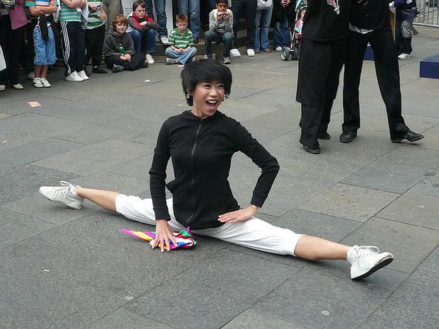 Edinburgh Fringe: Sa-Choom by chairmanblueslovakia on Flickr.