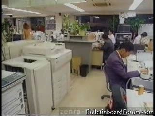 Naked Japanese in the office (movie)
