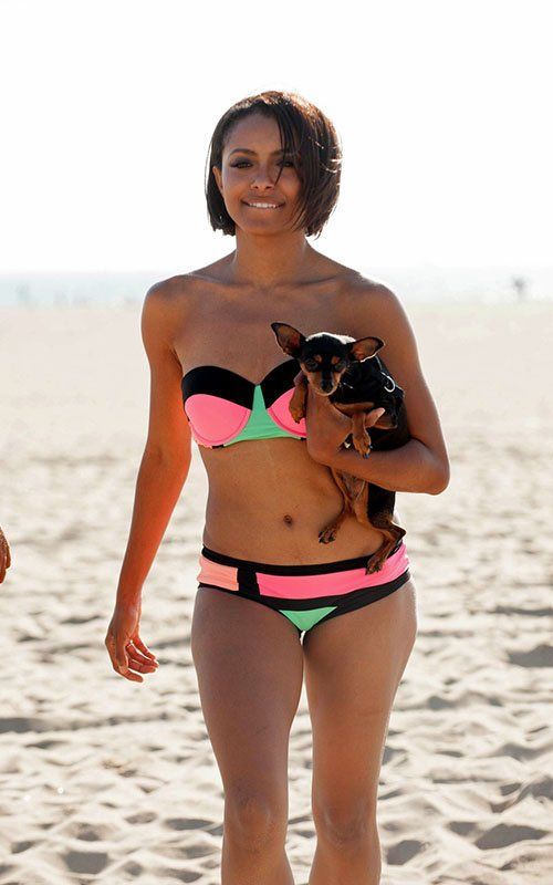 Kat Graham sexy in bikini