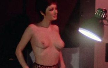 Edwige Fenech in Strip Nude for Your Killer