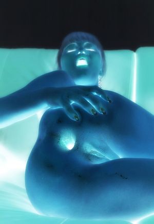 Anita H cosmo Ass gape.jpg