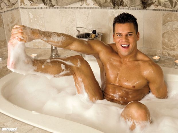 Roman Heart (real name: Garrett Rubalcaba) - gay porn star - Unzipped June 2009