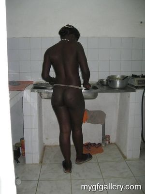 Nude African girlfriend