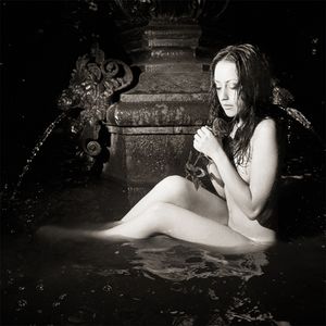 Time in the fountain-Make a wish