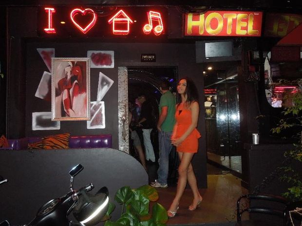 The House Ladyboy Bar