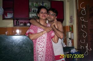 Indian Couple Honeymoon photos on net..