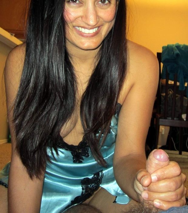 Indian Amateur Housewife giving nice handjob for her Husband’s Friend