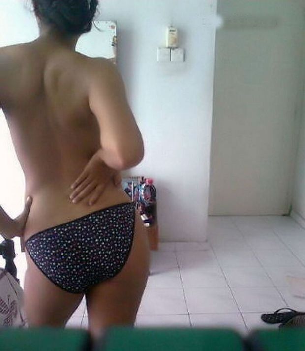 do you love her back, show me your love with likes :)