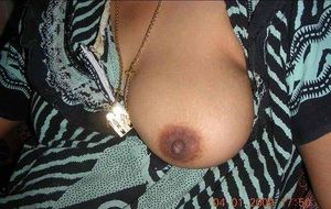desi village housewife showing boobs and pussy, those who loves black nipples :)