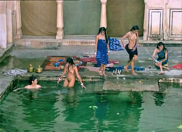 Pure Desi Bhabhi, Teen Girls Nude Bath Pics

Pure Desi Bhabhi outdoor bath pics, Desi Teen Girls Nude Bath Pics with her partners in bathroom,…

View Post