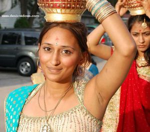 Random Desi Housewives Armpits