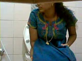 Indian Woman Peeing Captured on Secret Cam

Married Indian Woman Peeing Captured on Secret Cam

Loading the player … View Post