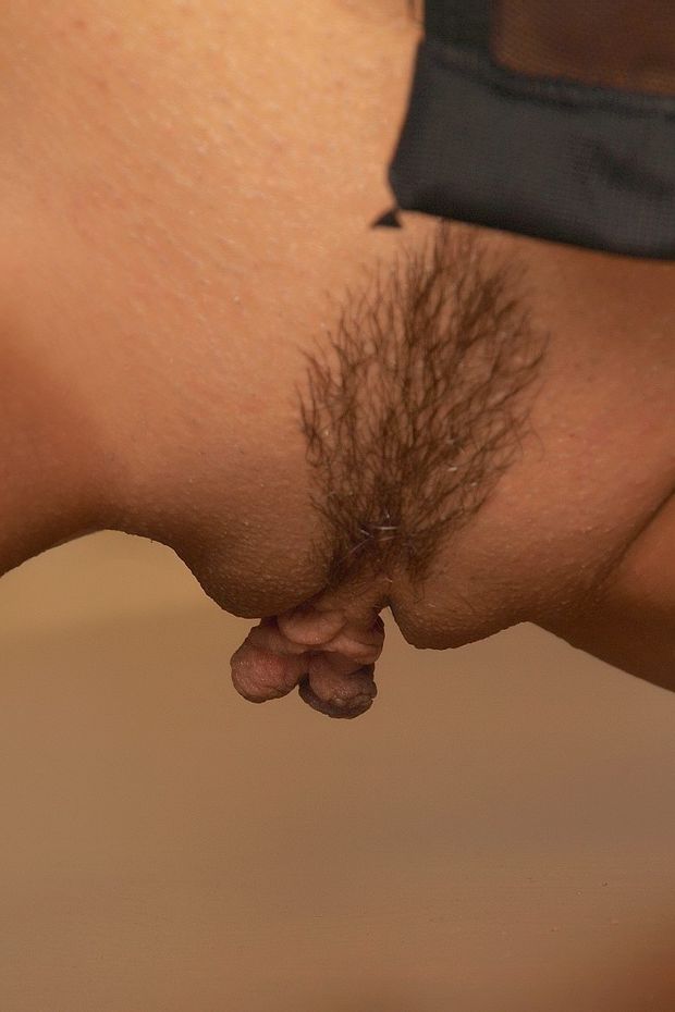 lots of lips to grab on to