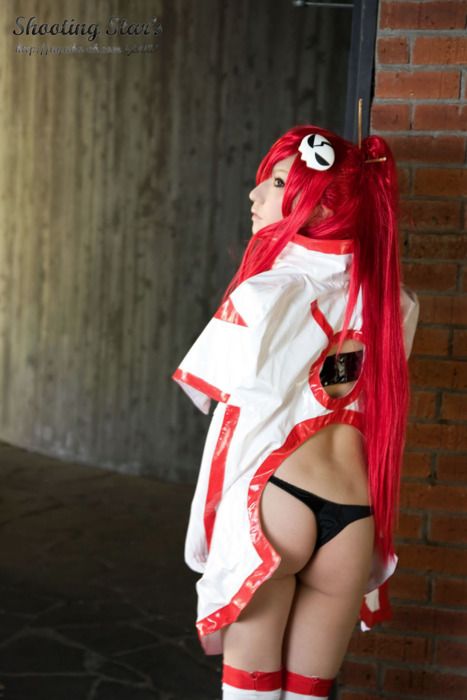 cosplayx:

Cosplay Yoko
[DOWNLOAD]