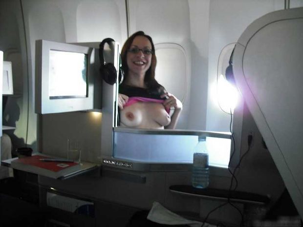 plane boob