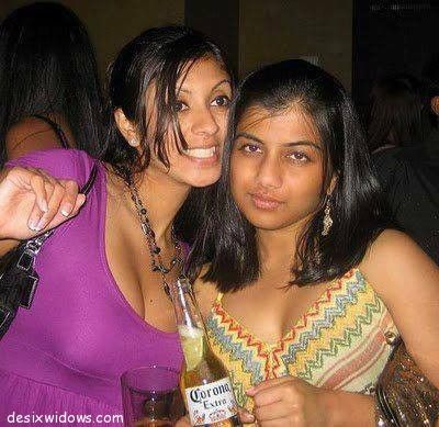 Drunk Indian NRI babes on Nude beaches

Bisexual Indian girls, Hot Desi Bhabhi, Mallu college girls nude at river side, Drunk Indian NRI…

View Post