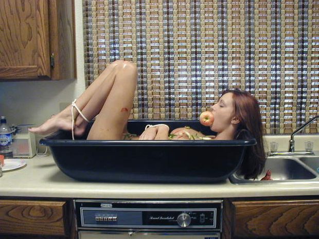 Damn ... she's too big for the oven