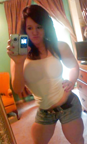 Slut KACY, sexy thick Bitch