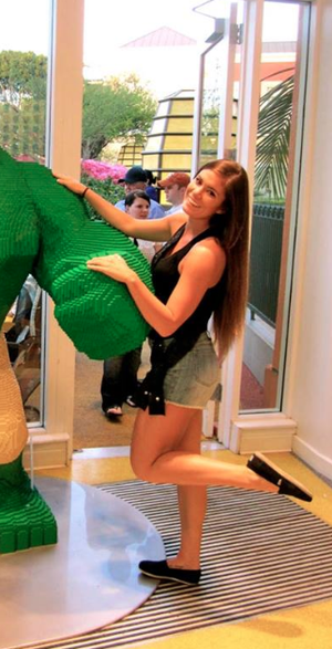 cute girl in tight shorts looks innocent, but shes far from it ;)