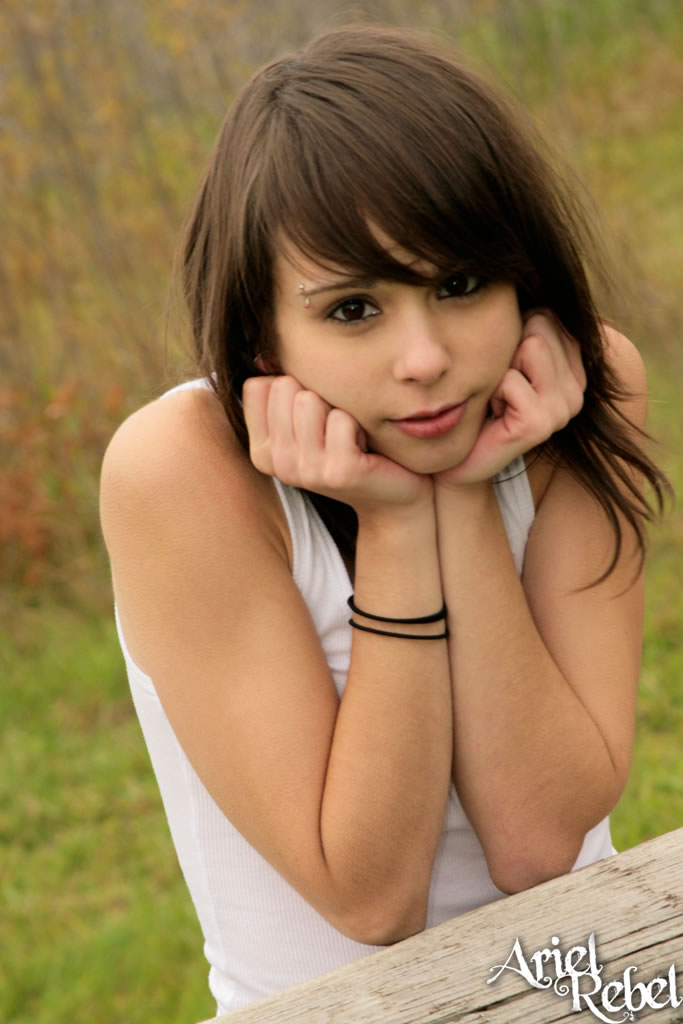 Don't fence Ariel Rebel in