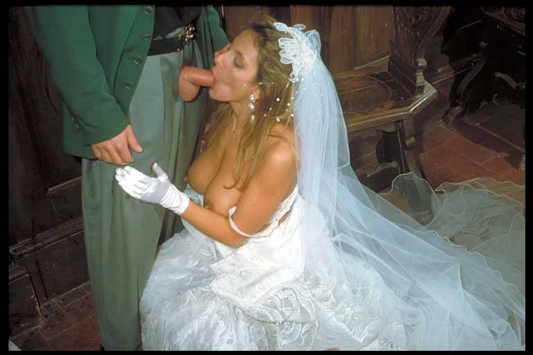 wonder if that's the groom?