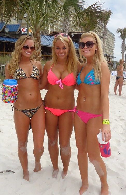 Bunch of college sluts at the beach.