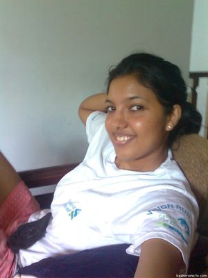 Pure desi village sluts, B-grade porn models Pics of hairy cunt, sweaty armpits, brown tits of Pure desi village sluts, B-grade porn… View Post