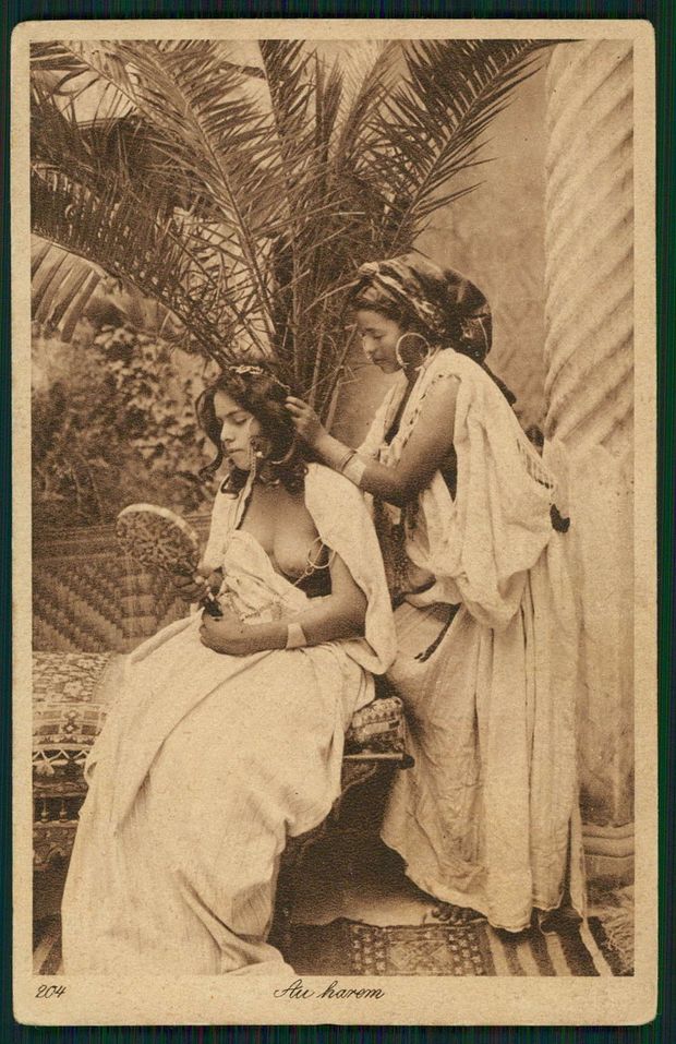 Harem girls