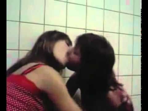 Sexy lesbians - YouTube