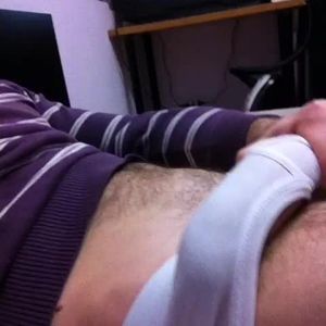 Vídeo: Andrea Serra show his big dick!