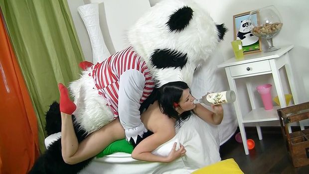 Crazy sex tool sex in pirate costumes