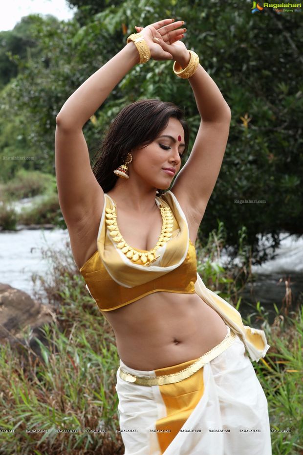 juicy armpit